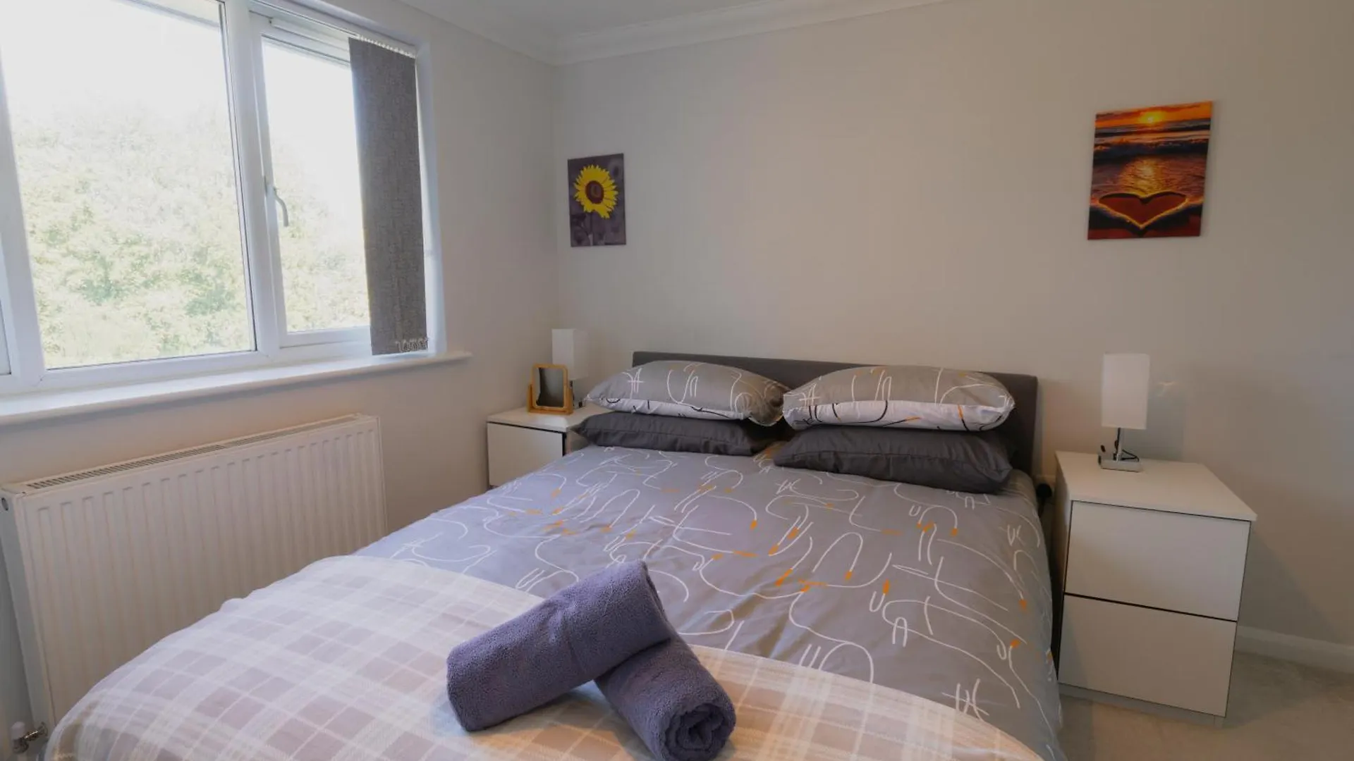 Apartment Central And Peaceful Two Bedroom Flat In Town Bournemouth